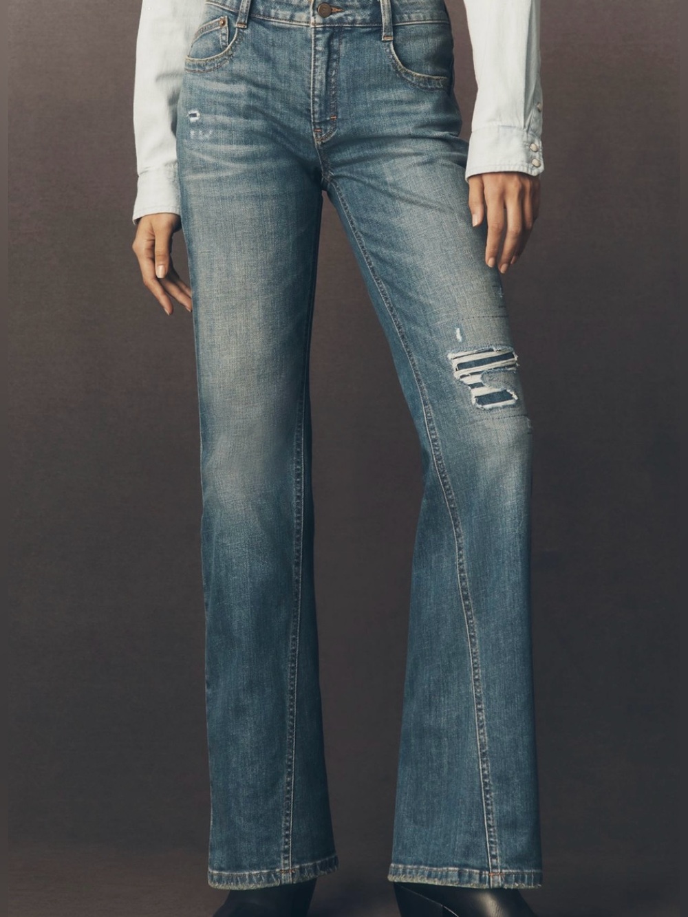 Anthropologie PILCRO ESSENTIAL MID-RISE FLARE JEANS